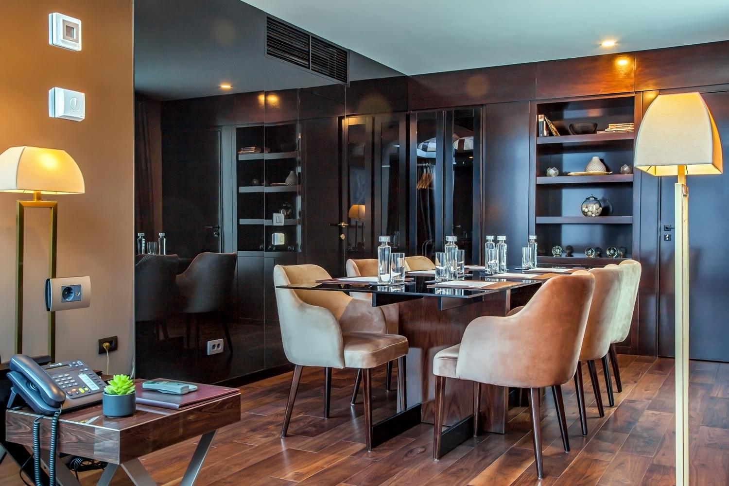 Saint Ten Boutique Hotel, Small Luxury Hotels Hotel Belgrade