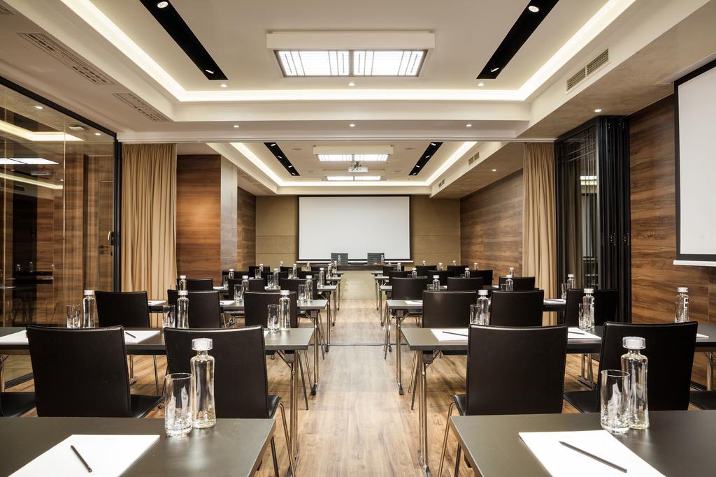 Saint Ten Boutique Hotel, Small Luxury Hotels Hotel